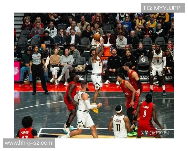 科尔真神指挥勇士挑战成功 格兰特三分小佩顿轻微接触被判犯规 科尔真神指挥勇士挑战成功 格兰特三分小佩顿轻微接触被判犯规