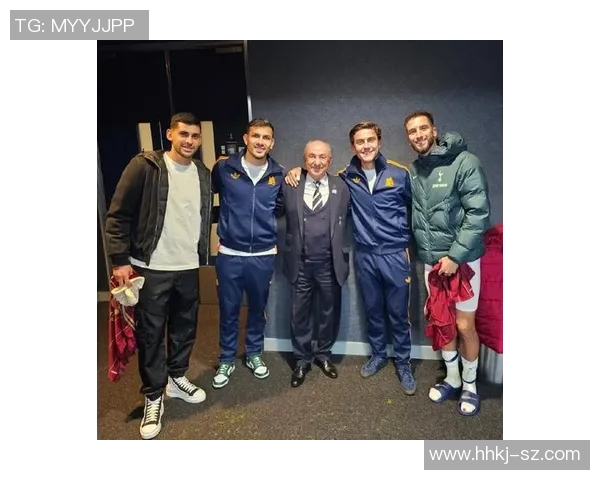 罗马欧联杯首发阵容:迪巴拉苏莱登场 齐米卡斯沙拉维替补待命 罗马欧联杯首发阵容:迪巴拉苏莱登场 齐米卡斯沙拉维替补待命